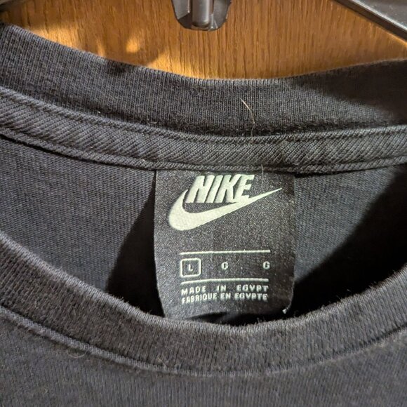 Nike Black Mushroom Embroidery T-Shirt, L - Picture 4 of 9